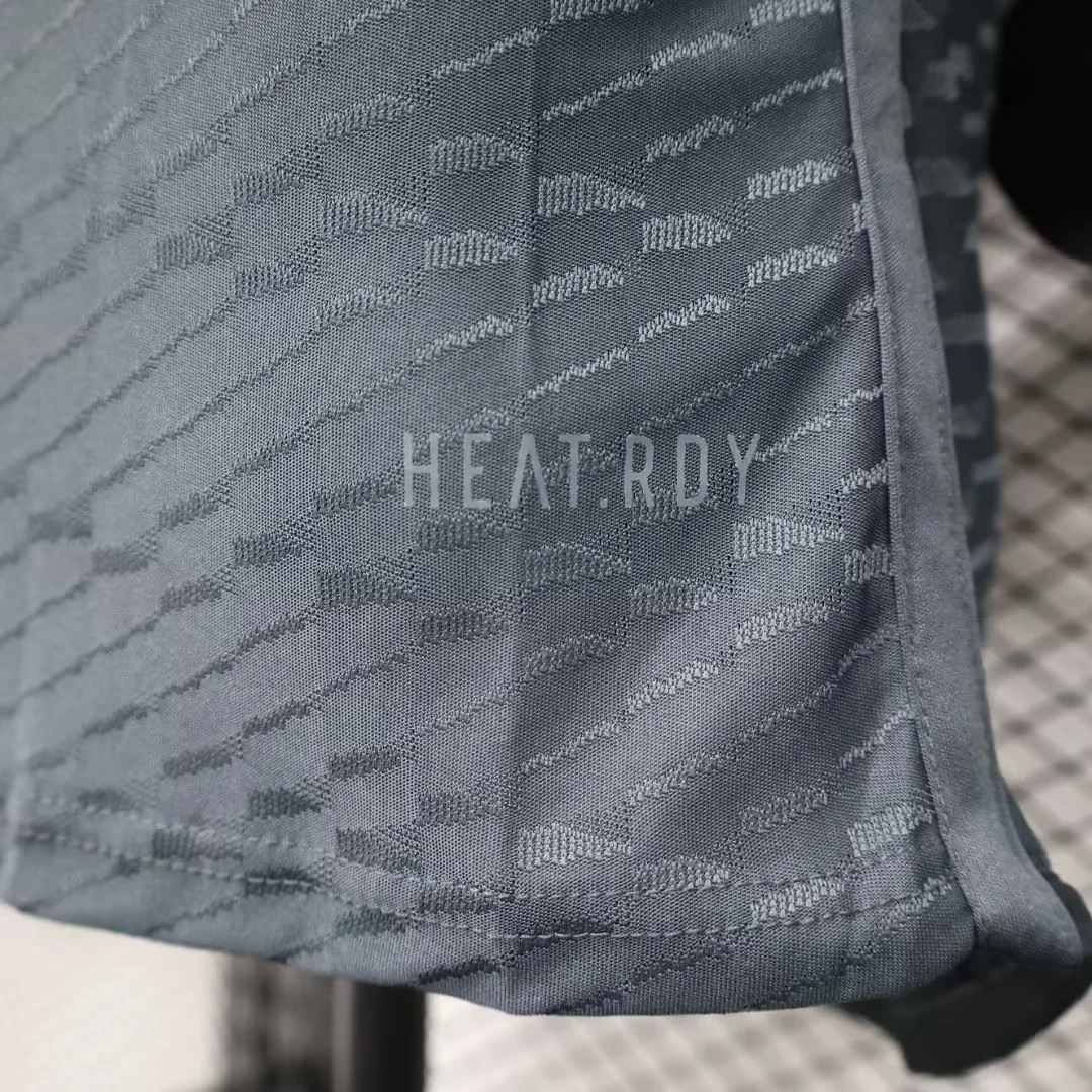 Player Version 23/24 Juventus Third Jersey