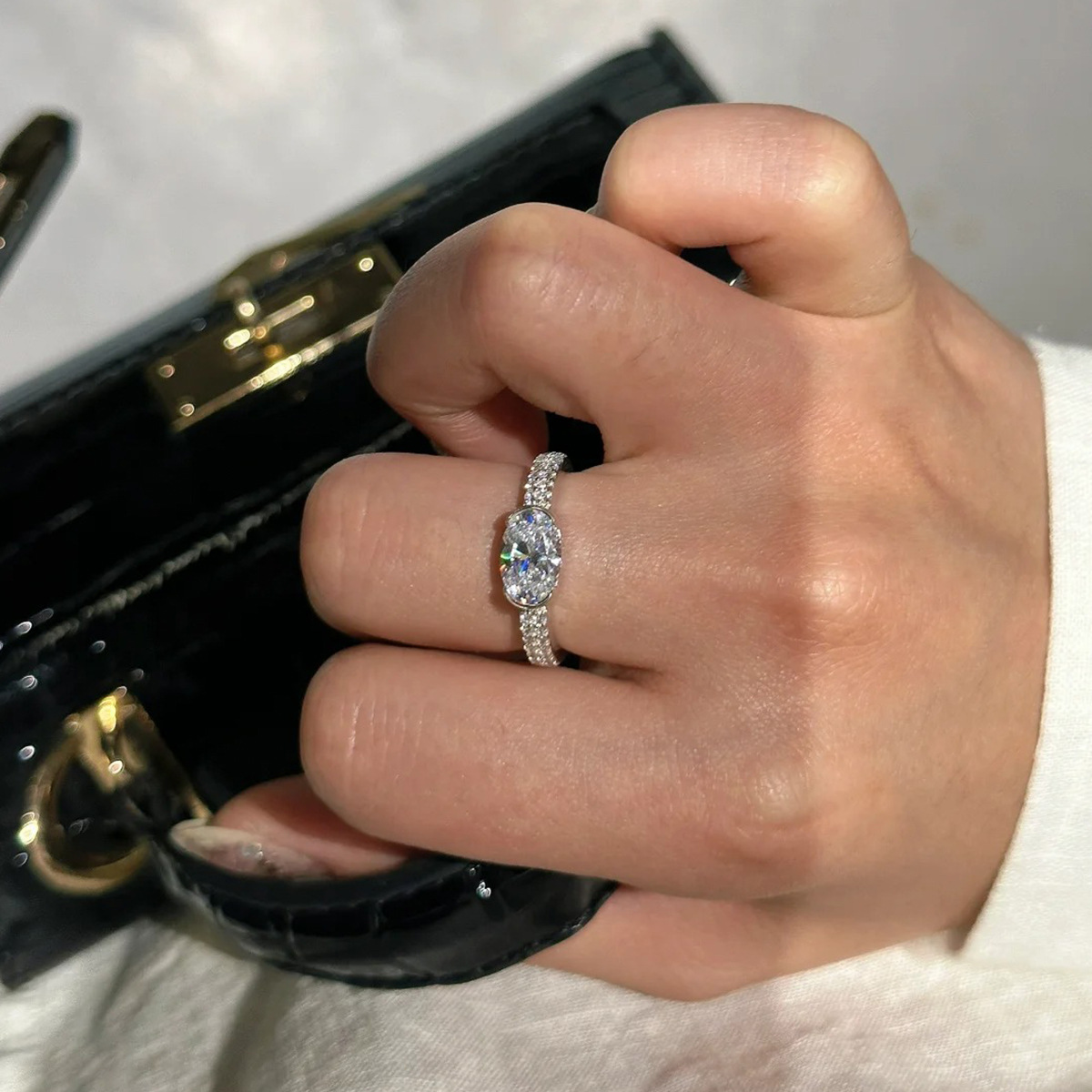 925 Silver Oval 6*9mm White Samurai Pigeon Egg Ring