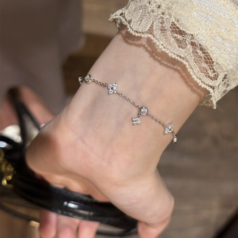 925 Silver Four Leaf Bubble Diamond Bracelet