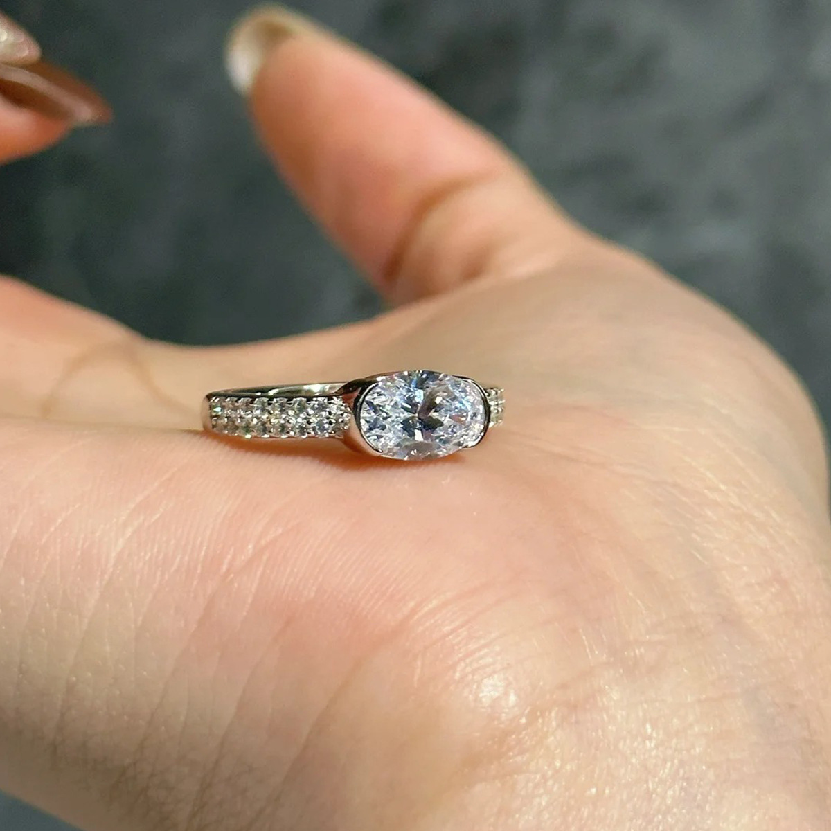 925 Silver Oval 6*9mm White Samurai Pigeon Egg Ring