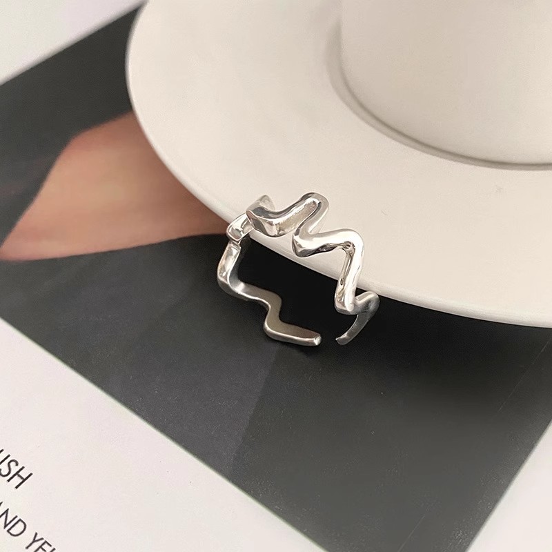 925 Silver Wavy Line Ring