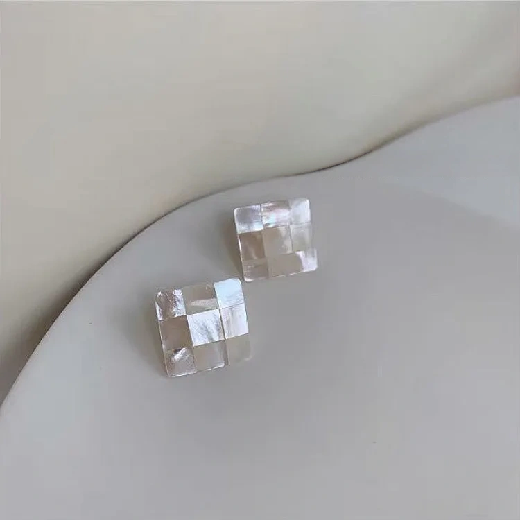Mother-of-pearl square minimalist stud earrings 925 silver