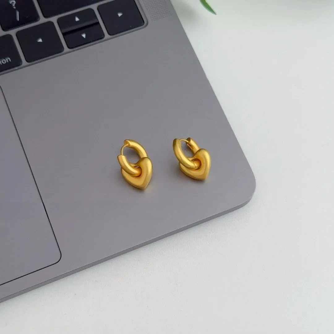 Heart earrings with brass plated real gold