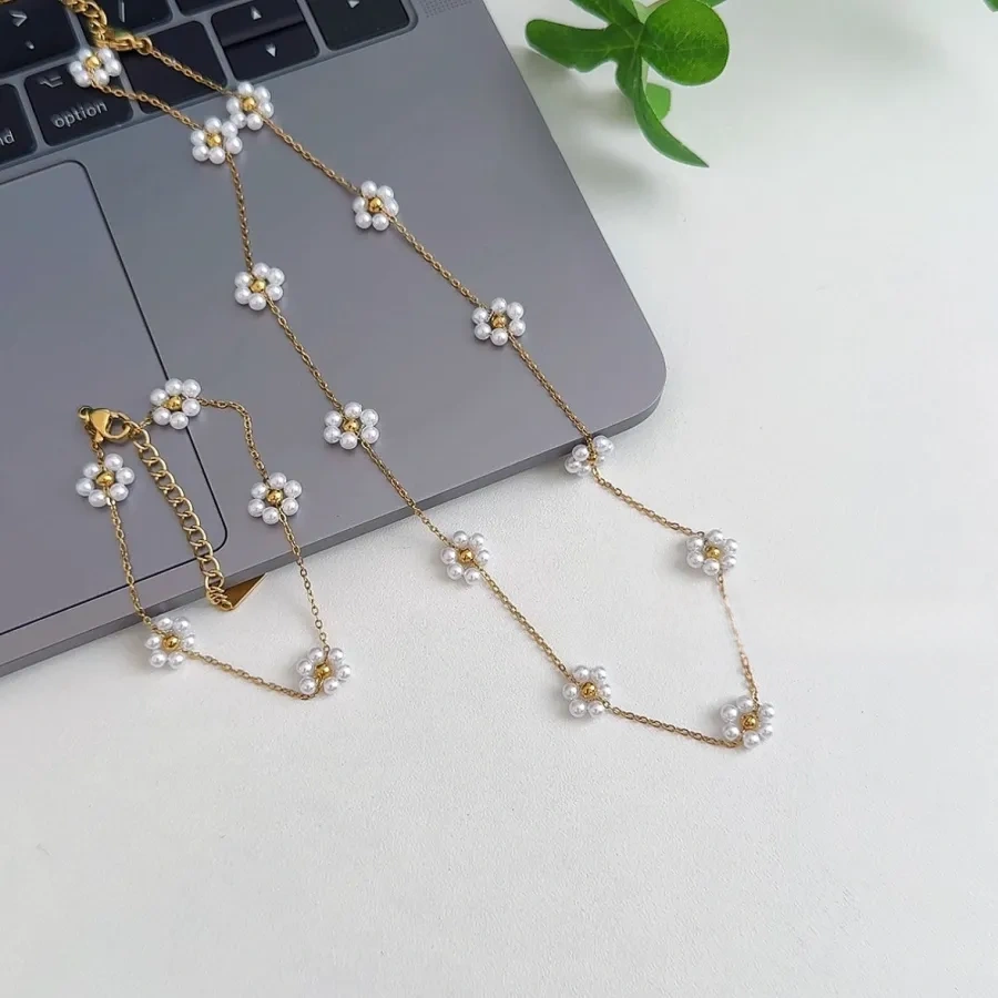 Pearl floret necklace bracelet