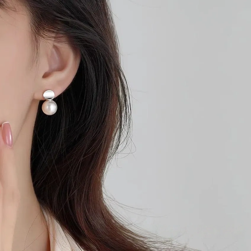 925 silver curved faux pearl stud earrings