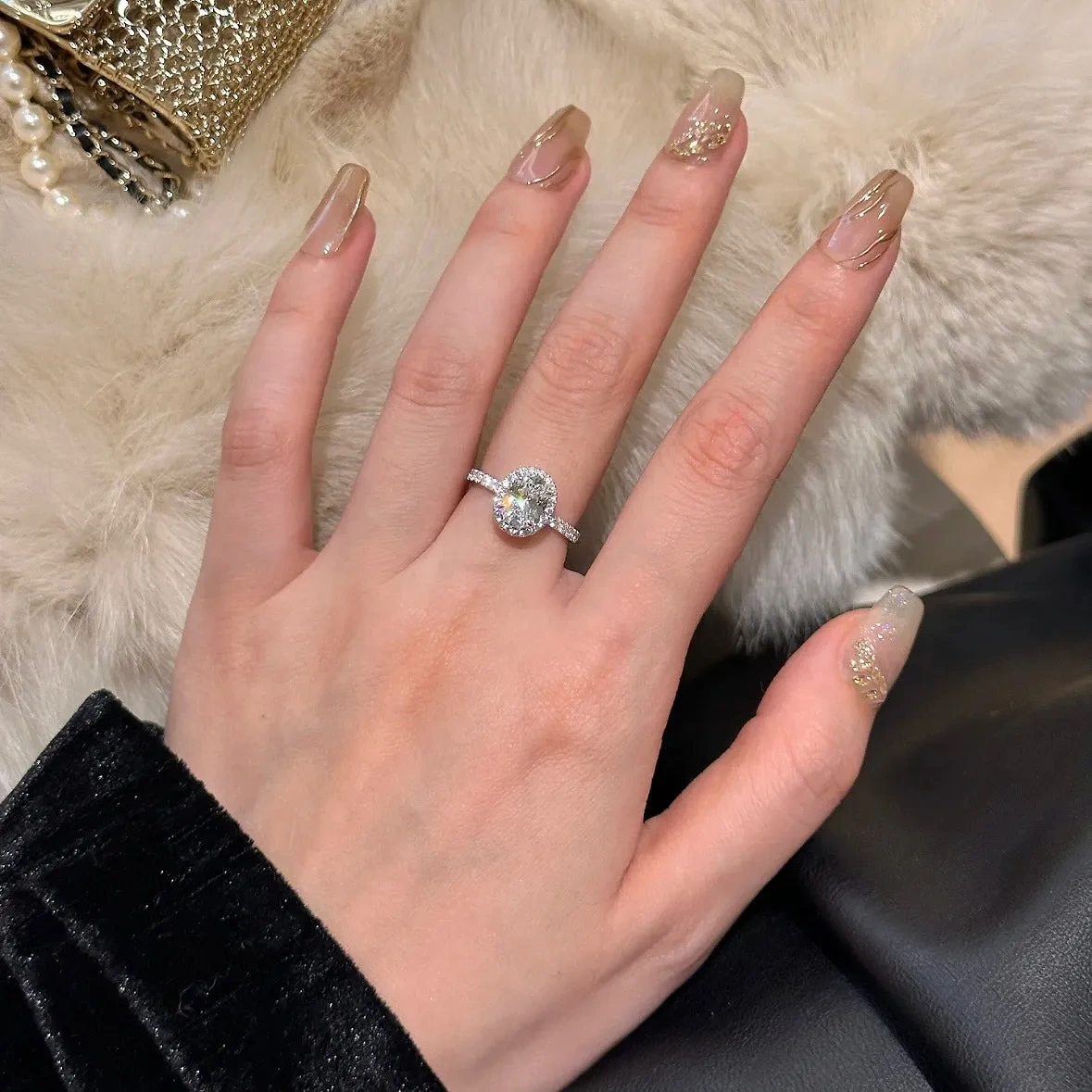 925 Silver Pigeon Egg 7*9 High Carbon Diamond Ring