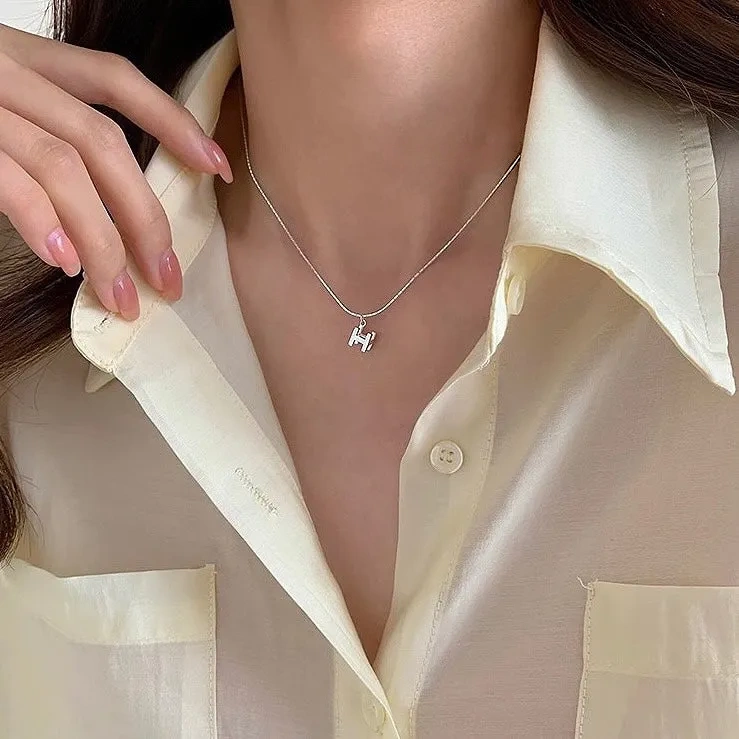 925 silver three-dimensional H letter silver necklace