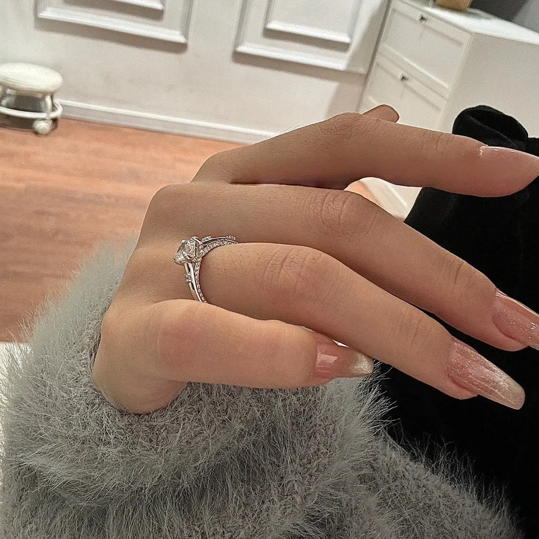 925 silver design strong four-prong round diamond ring