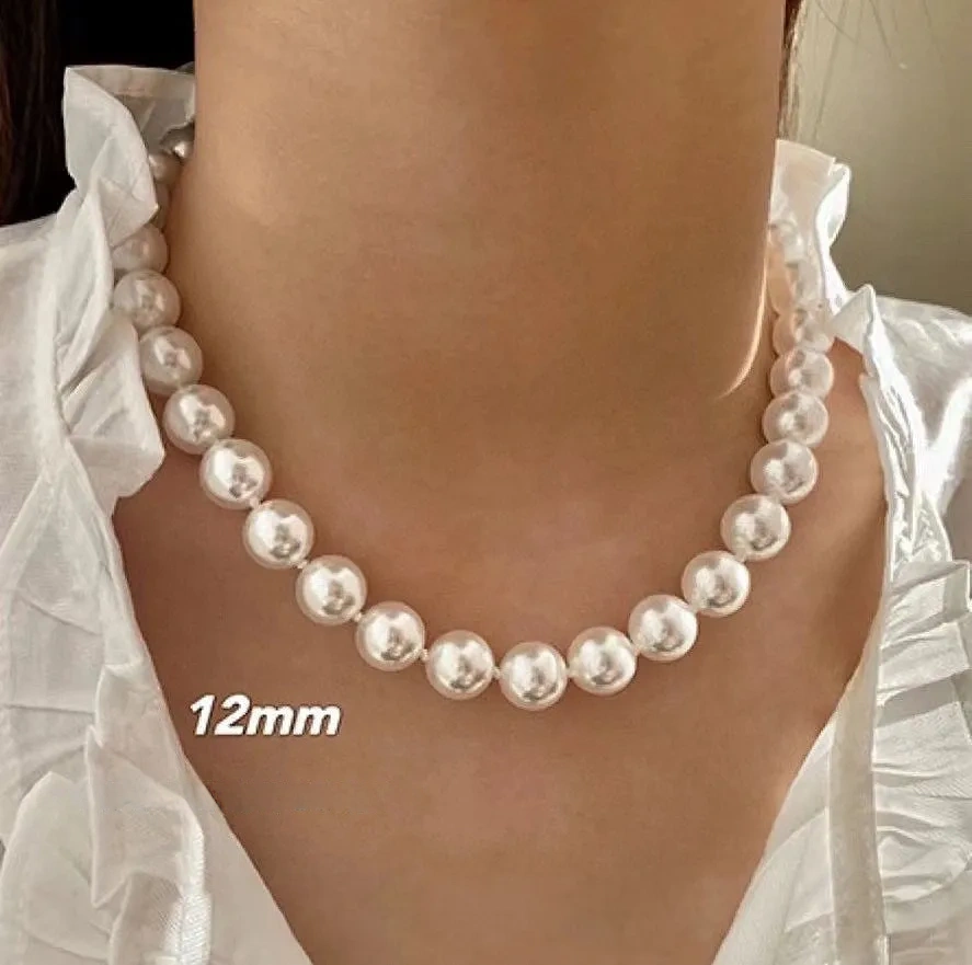 Faux Australian white pearl knotted necklace
