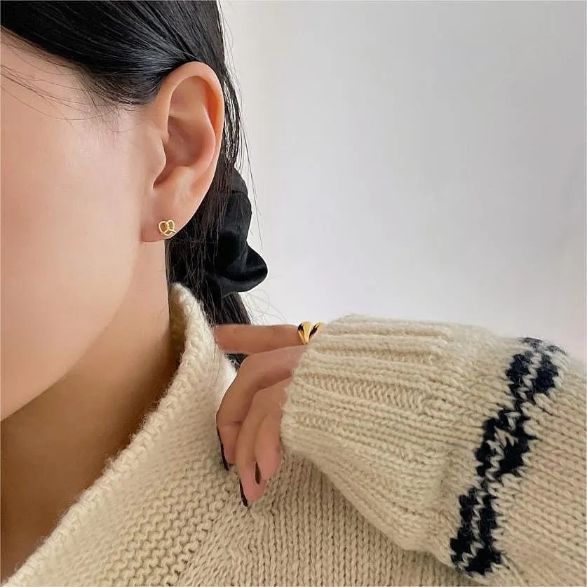 925 silver cut-out cross love stud earrings