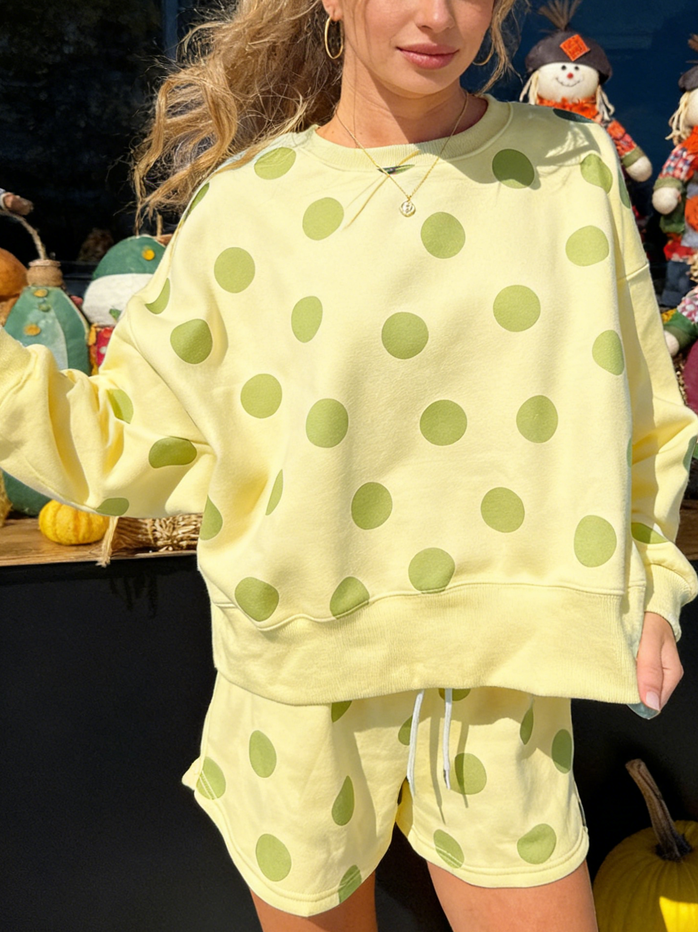 Polka Dot Print Drop Shoulder Pullover Drawstring Shorts Set