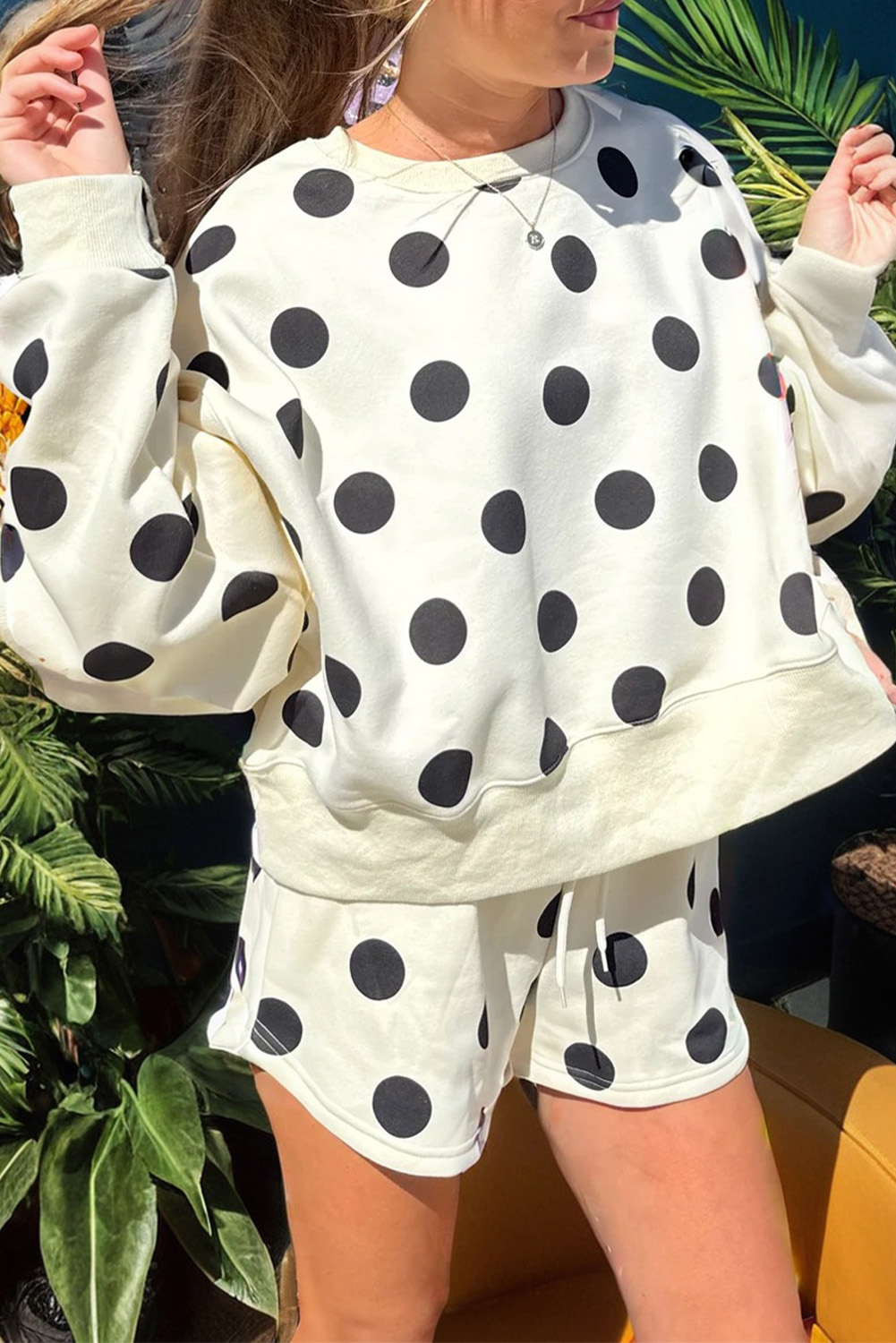 Polka Dot Print Drop Shoulder Pullover Drawstring Shorts Set