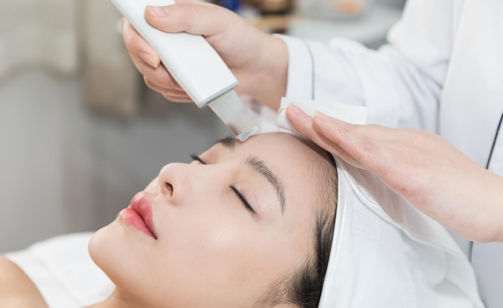 What is the difference between traditional and modern beauty equipment?-GLM Beauty Spa Equipment Factory