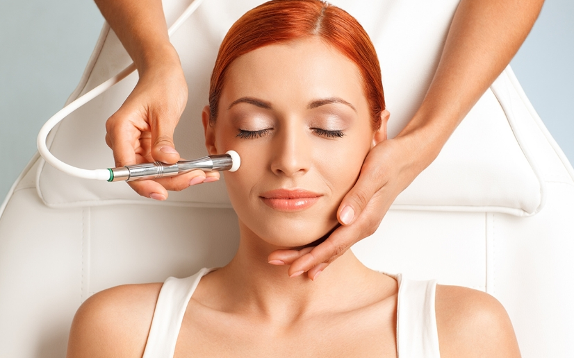 Hydro vs. Microdermabrasion: Picking the Best Skin Treatment"-GLM Beauty Spa Equipment Factory