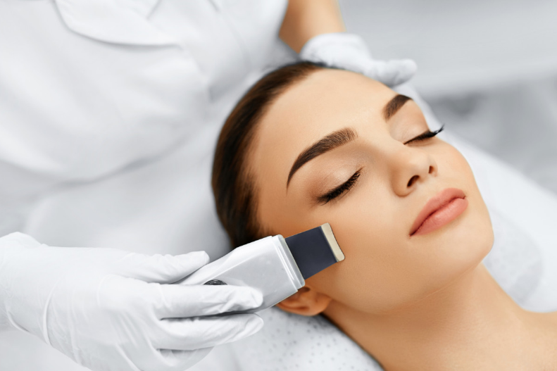 Benefits of ultrasonic skin cleaners-GLM Beauty Spa Equipment Factory
