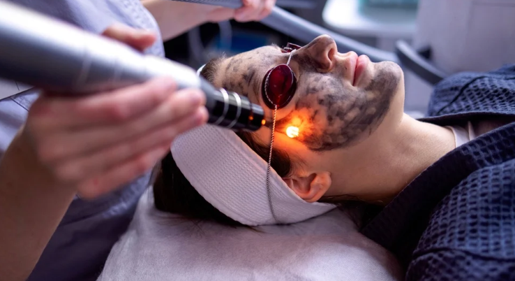 What factors should I consider when buying a laser hair removal device?-GLM Beauty Spa Equipment Factory