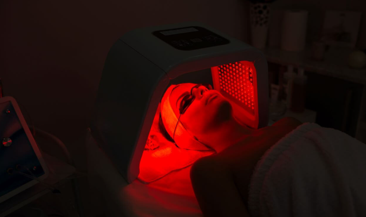 The Impact of LED Face Light Therapy on Skin: Unveiling Youthful Glow-GLM Beauty Spa Equipment Factory
