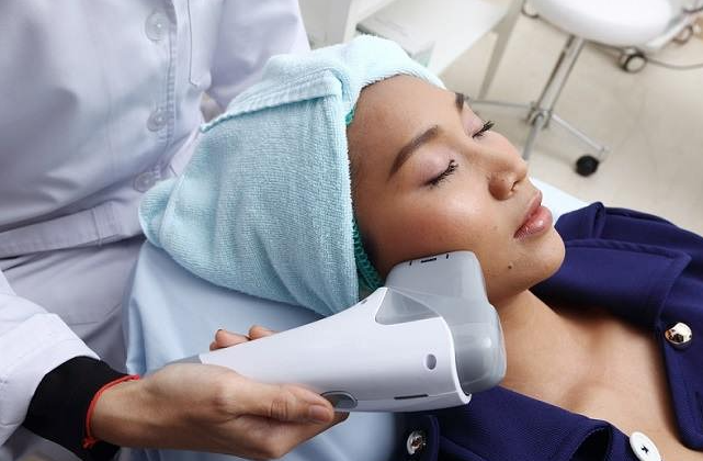 Mastering HIFU Beauty Equipment: A Comprehensive Usage Guide-GLM Beauty Spa Equipment Factory