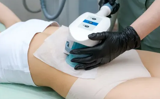 Ultrasonic vs Cryotherapy: Which Fat Loss Method is More Gentle?-GLM Beauty Spa Equipment Factory