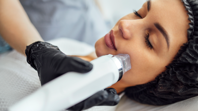 What is the recommended depth for microneedles to be most effective?-GLM Beauty Spa Equipment Factory