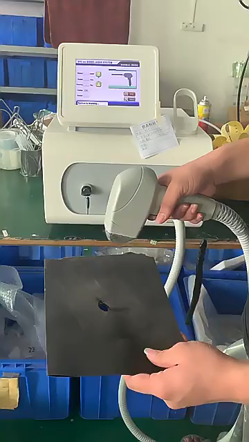  Permanent Hair Removal machine Portable 810nm Diode Laser Hair Removal and Skin Rejuvenation