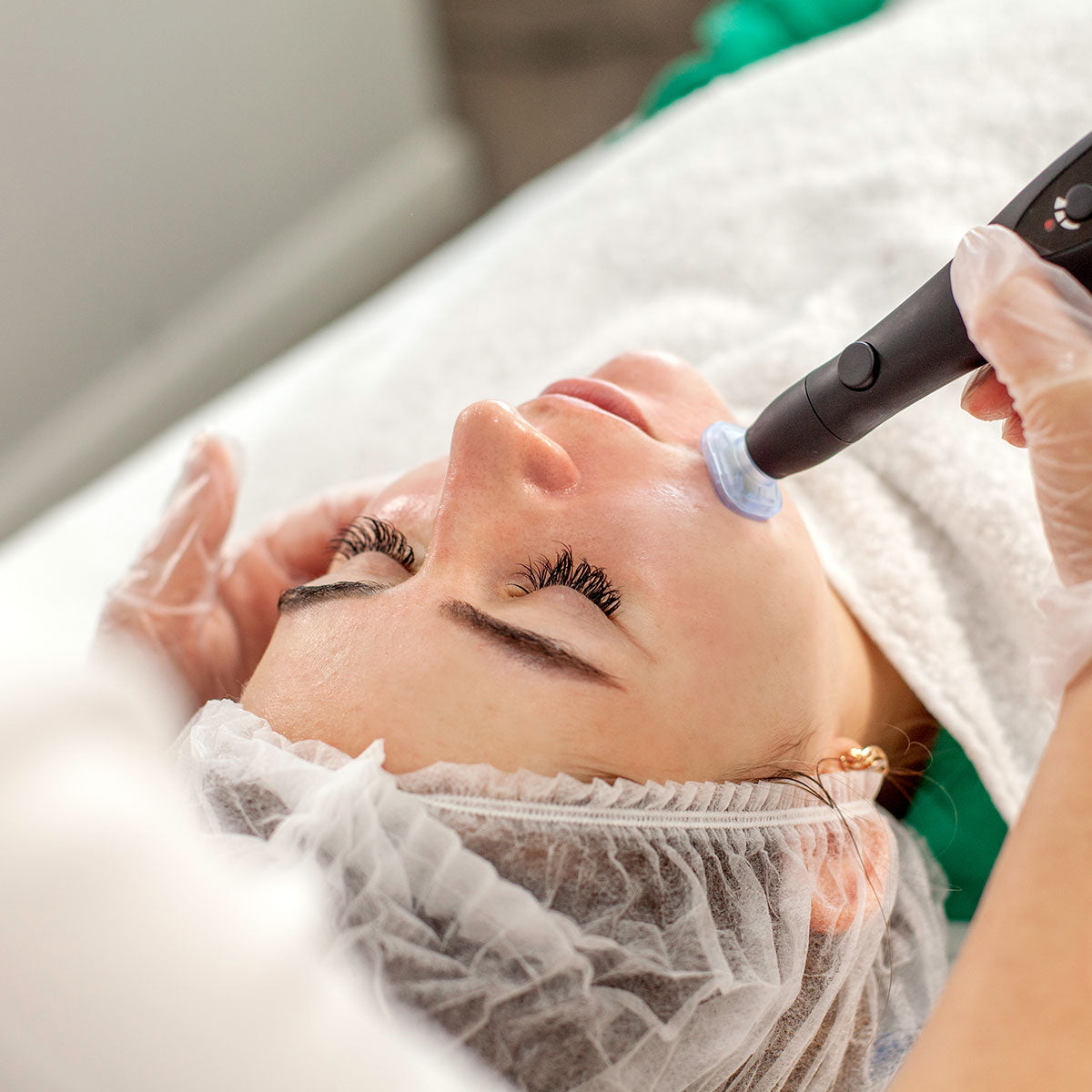 CoolJet Plasma (Plasma Therapy For Face) - Skin Lab By Leah