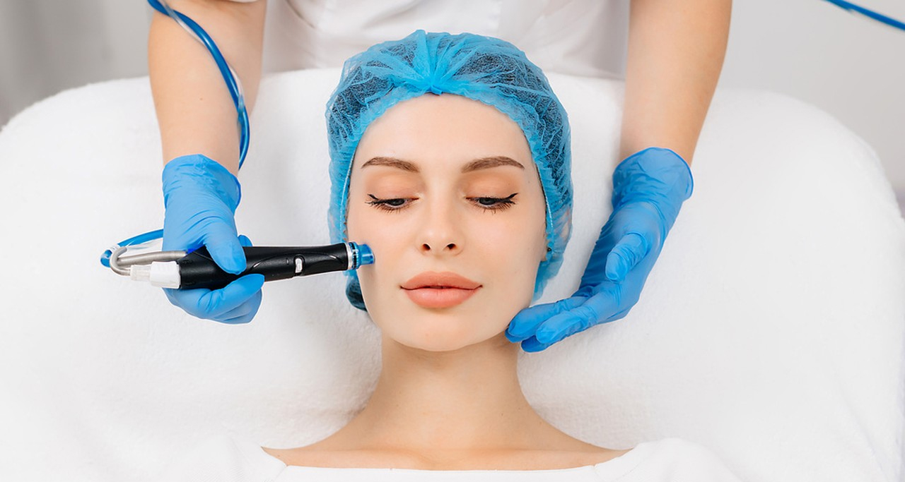 What are the benefits of hydrafacial treatments?