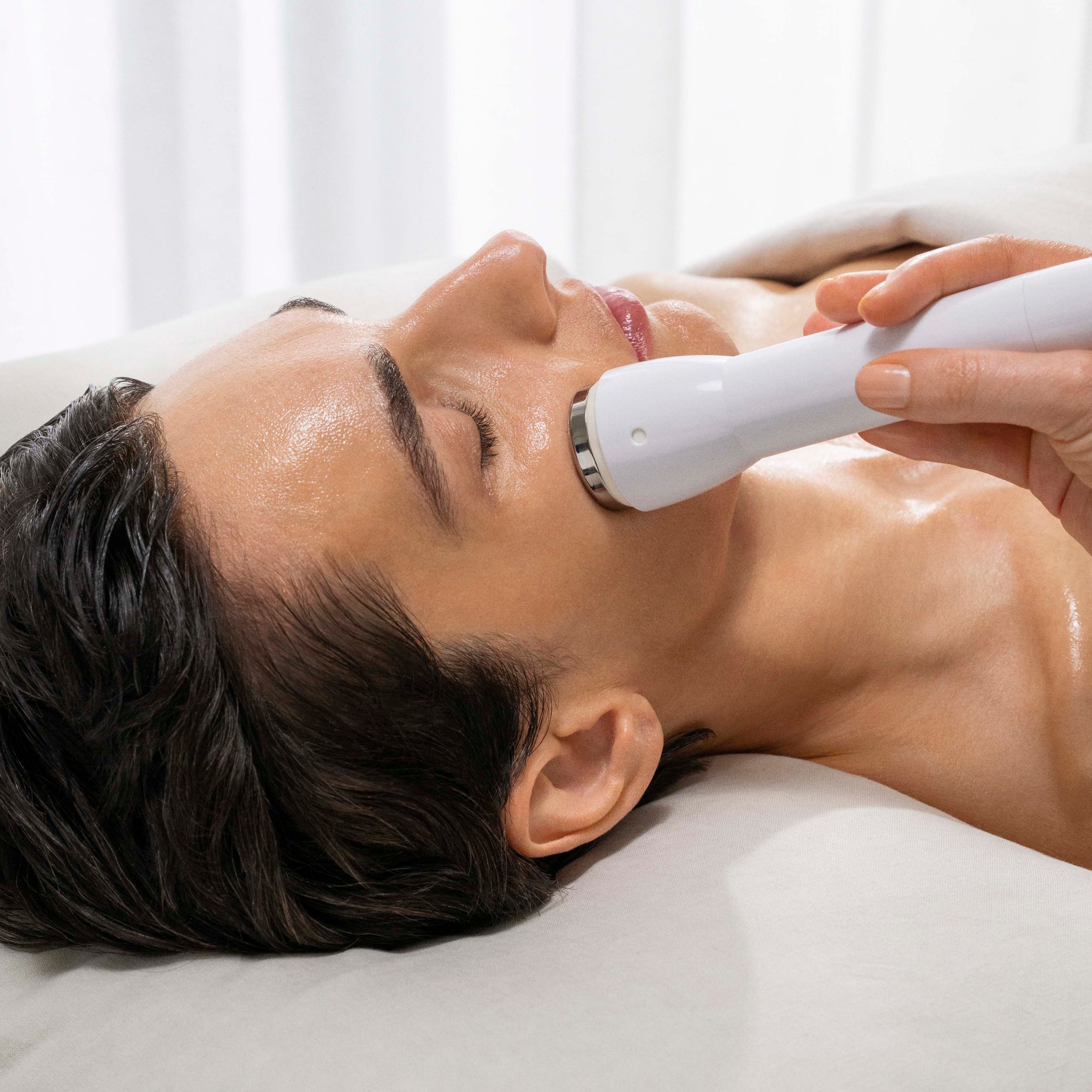CryoGenic Cooling Facial | Calm & Refresh Skin