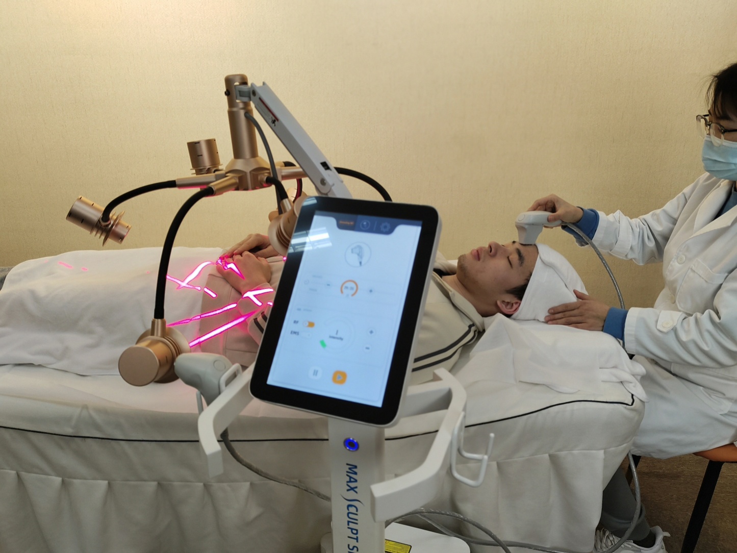 XM-685 Plus 2in1  6D Laser RF EMS Maxscuplt Body Contouring Machine