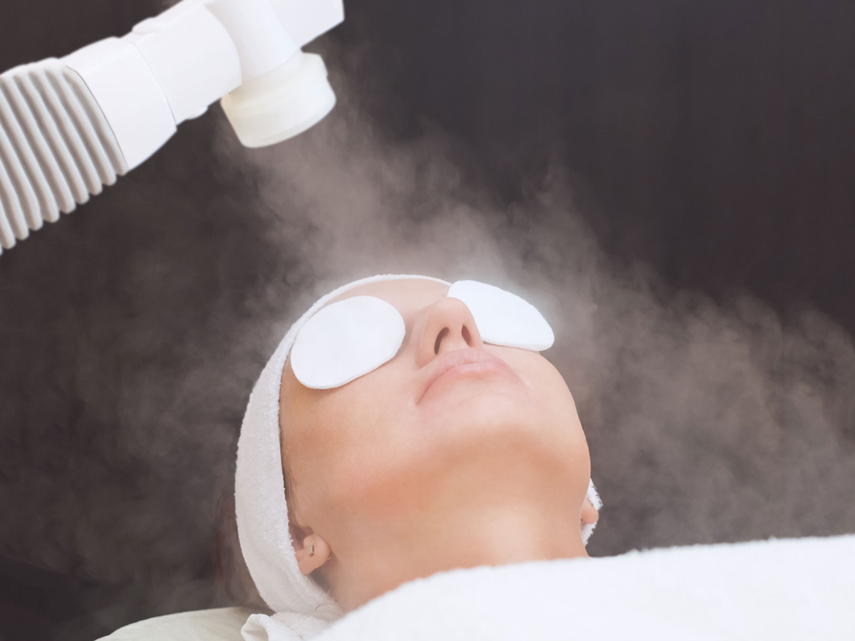 How Ozone Facial Steamers Improve Skin Hygiene-GLM Beauty Spa Equipment Factory