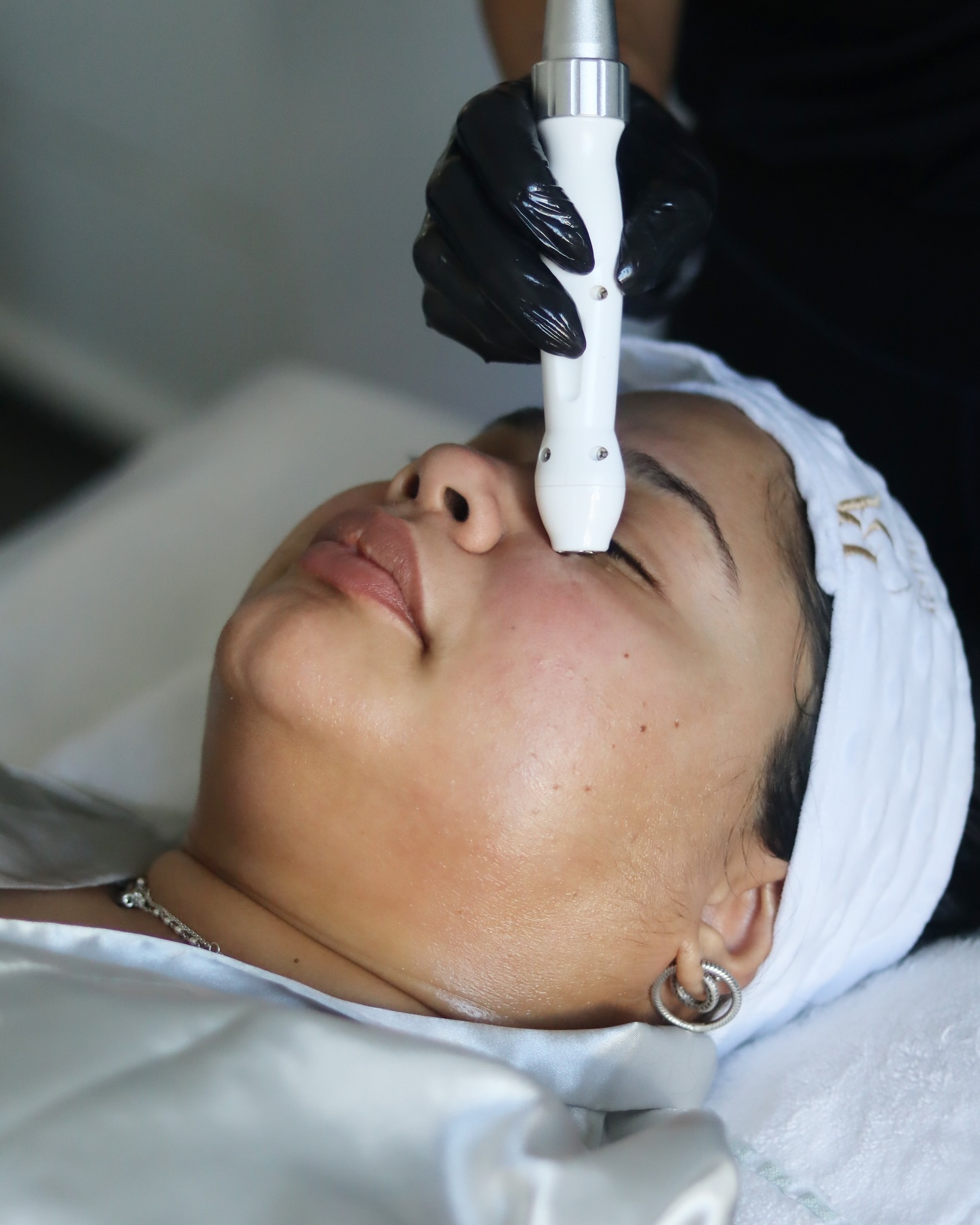 D-016  5in1 V-Ten Velashape Body Contouring Vacuum Cavitation RF Slimming Machine
