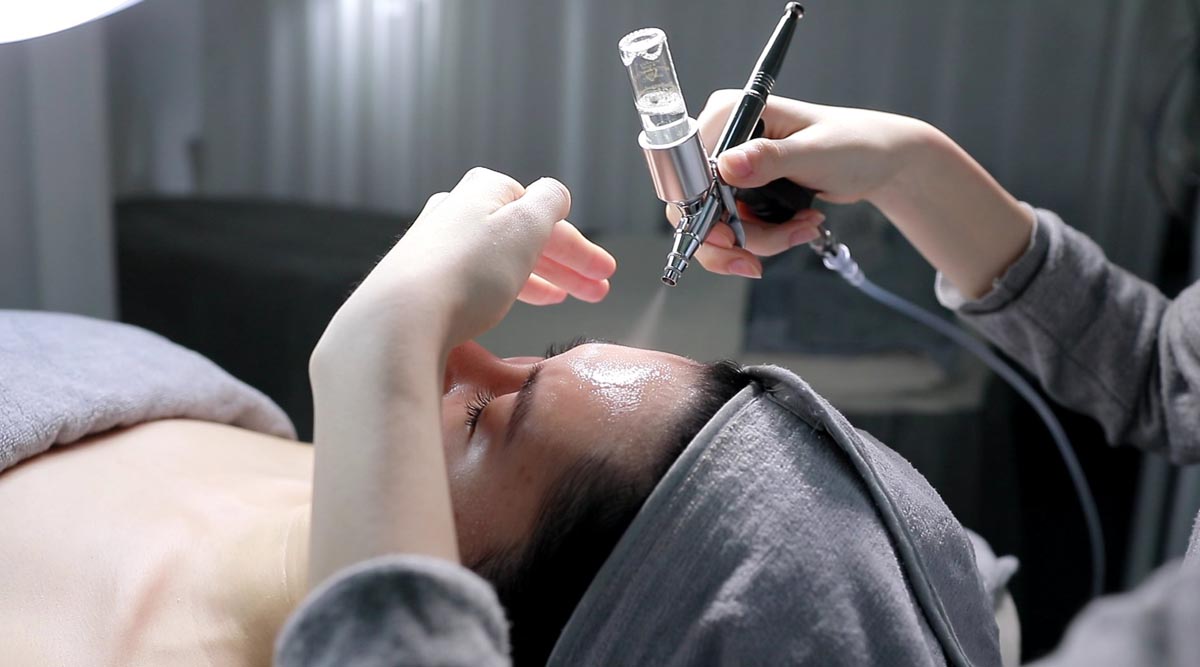 O2toDerm: Oxygen Facial Treatment | Premier Clinic