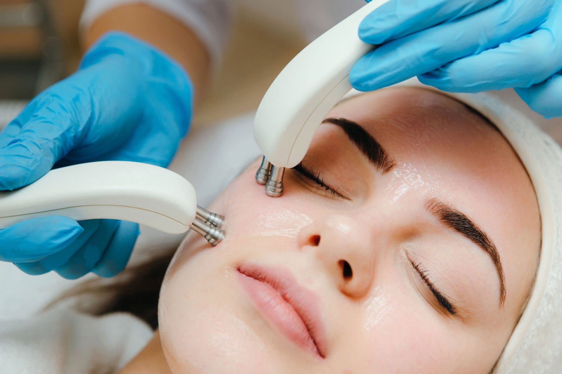 Microcurrent Technology | Atelier Esthetique Institute of Esthetics