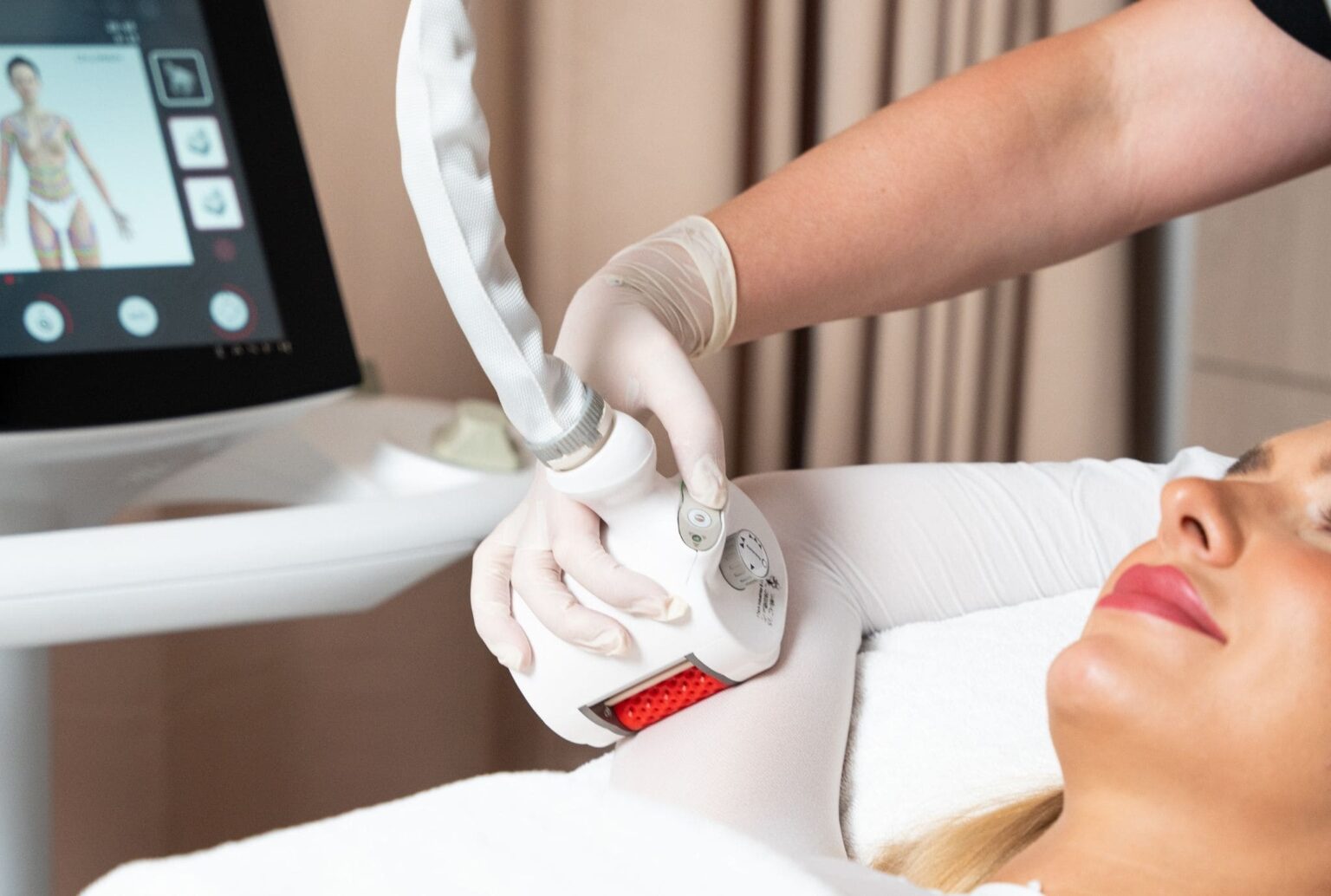 Body Sculpting in Dubai: Non-Invasive Fat Reduction & Muscle Toning