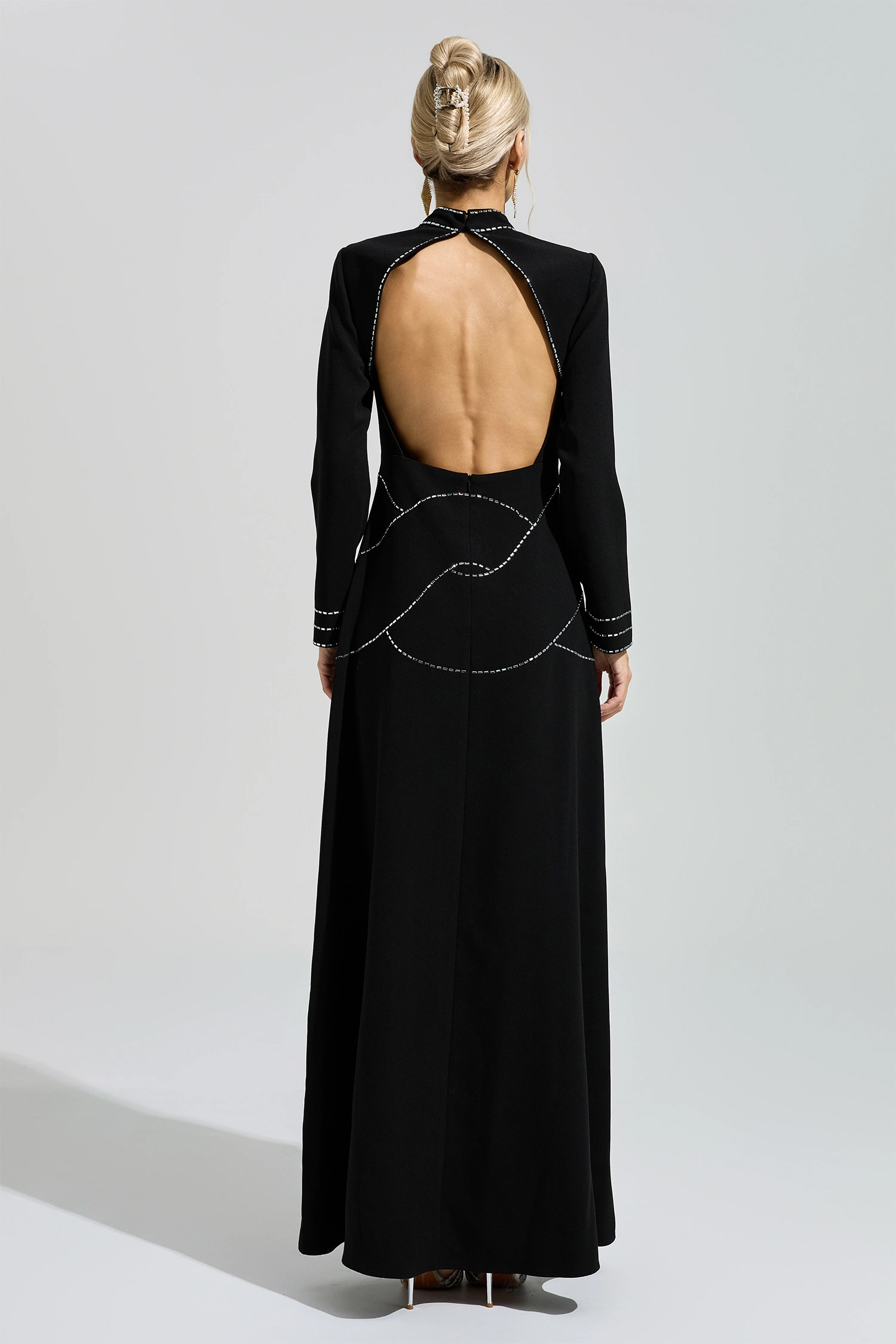 Hesse Black Long Sleeve Halter Evening Dress