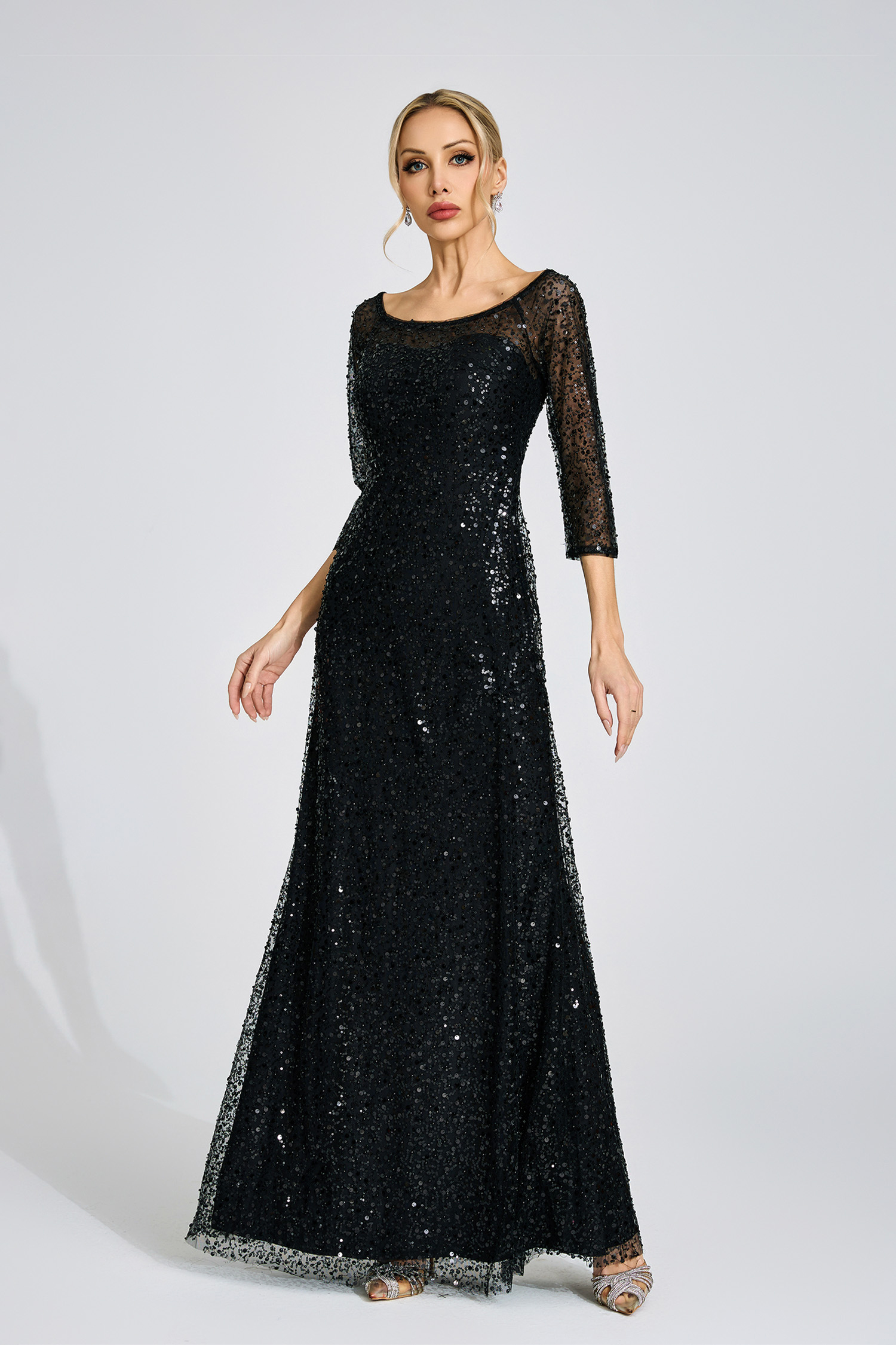 Aeliana Black Diamond Maxi Dress