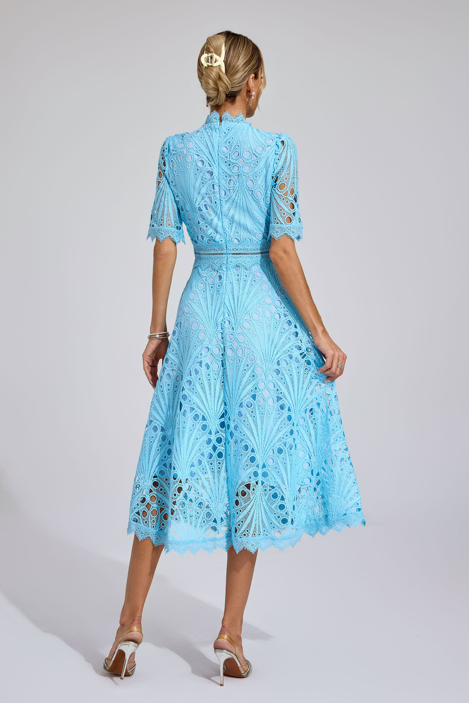 Freeman Blue Cut Out Midi Dress – CATCHALL