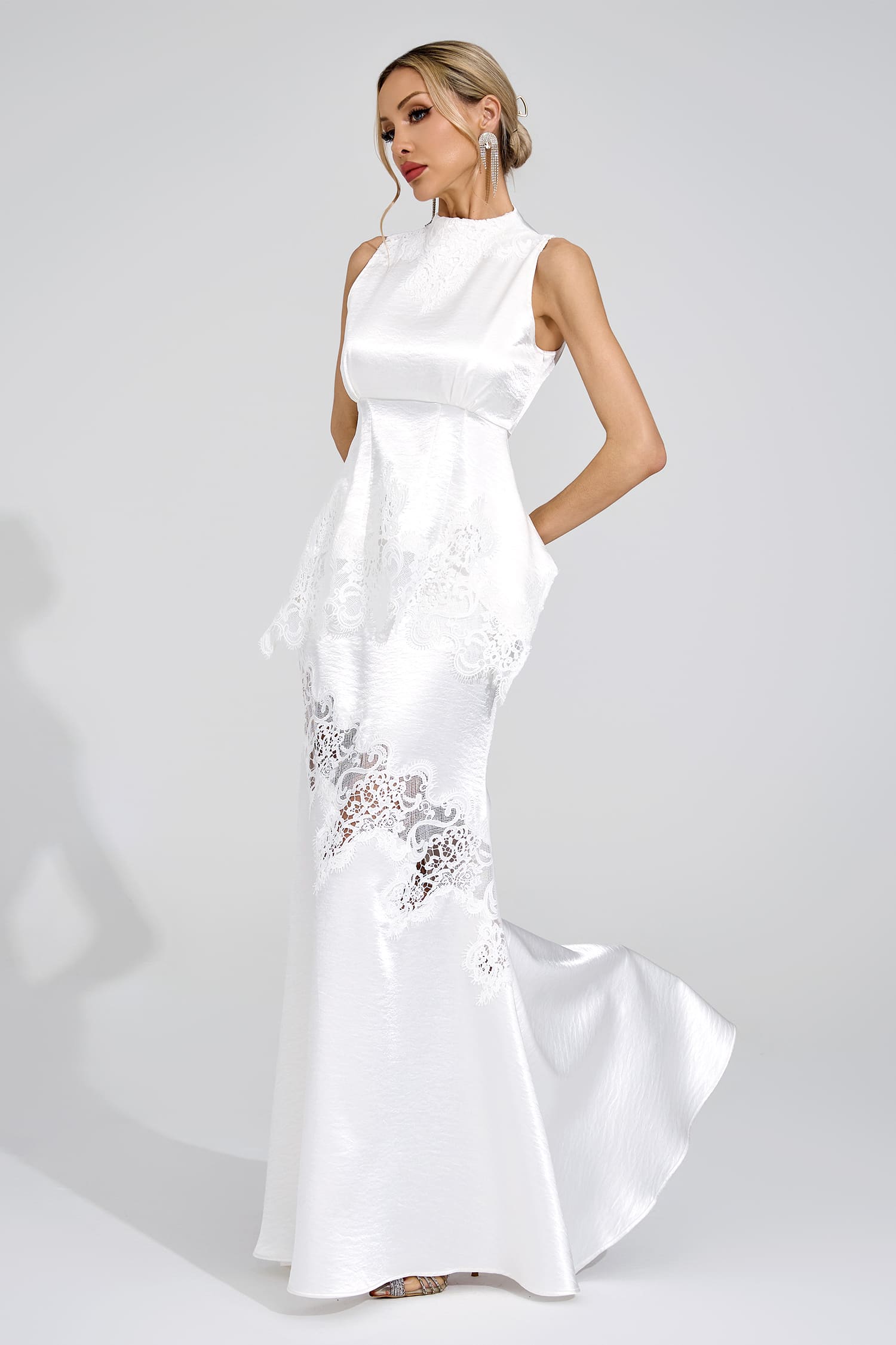 Frida White Two-Piece Set