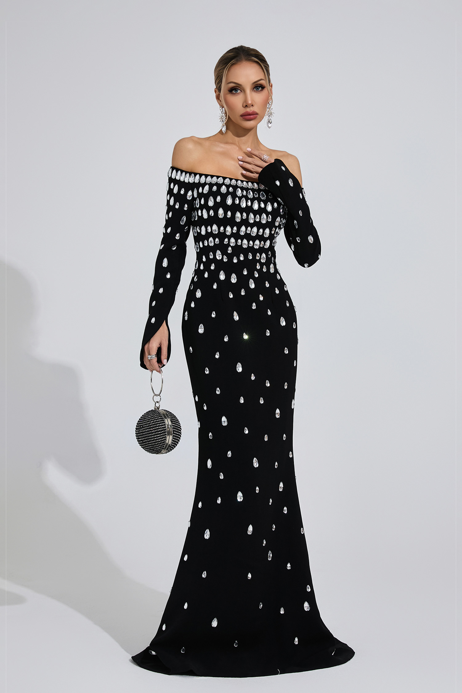 Glesni Black Diamond Maxi Dress