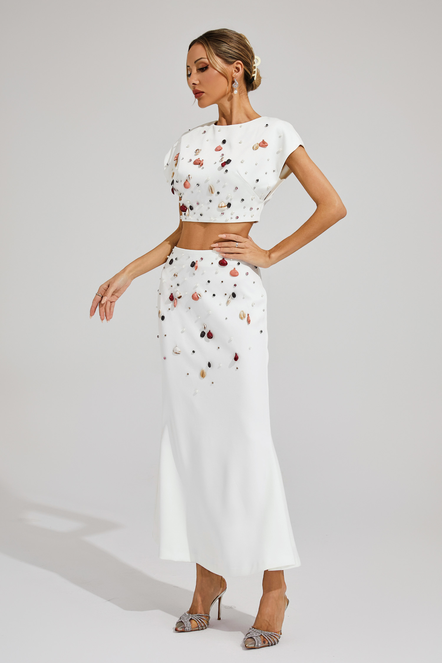 James White Diamond Shells Embellished Set