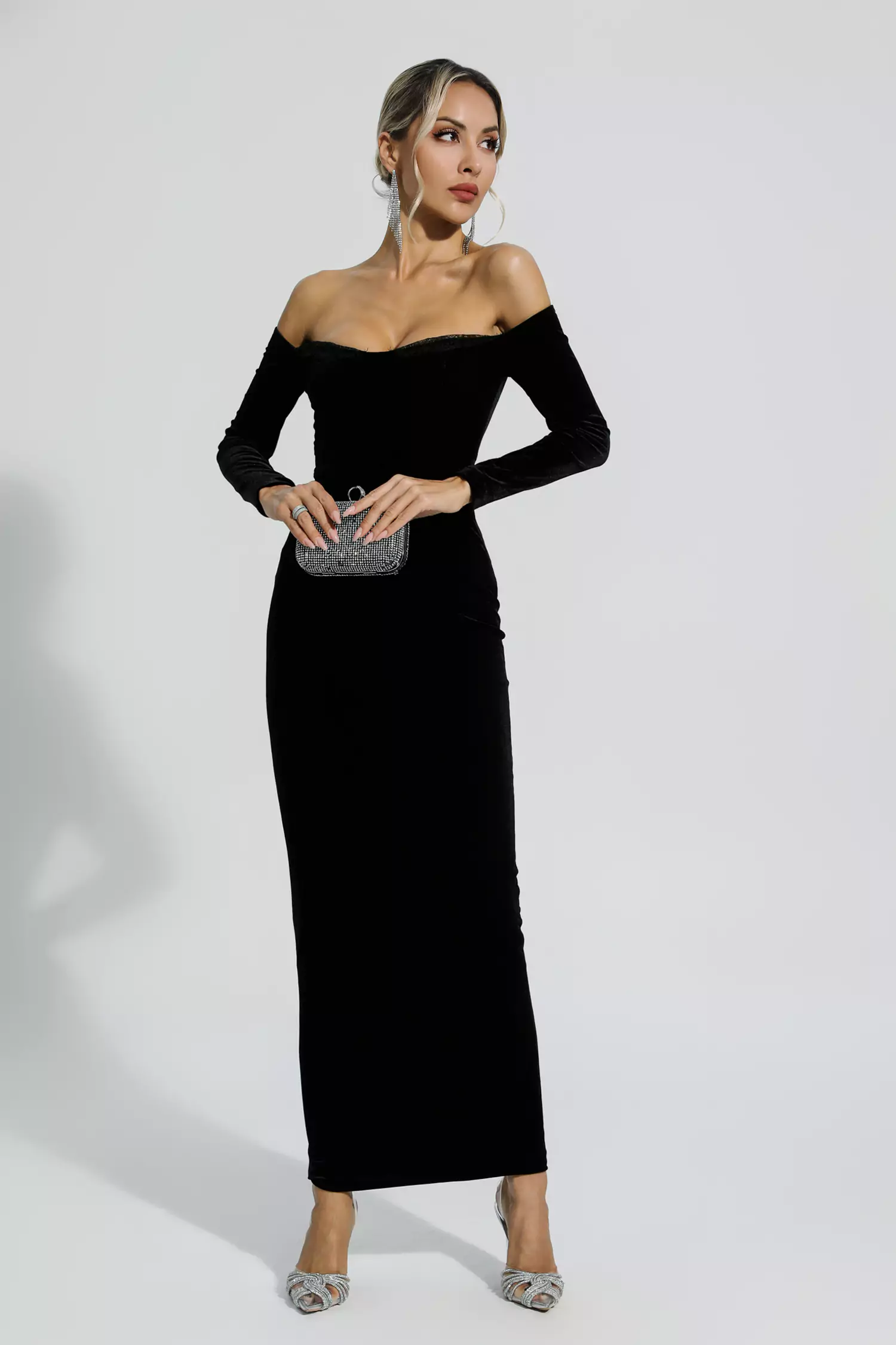 Keilani Black Velvet Long Sleeve Maxi Dress