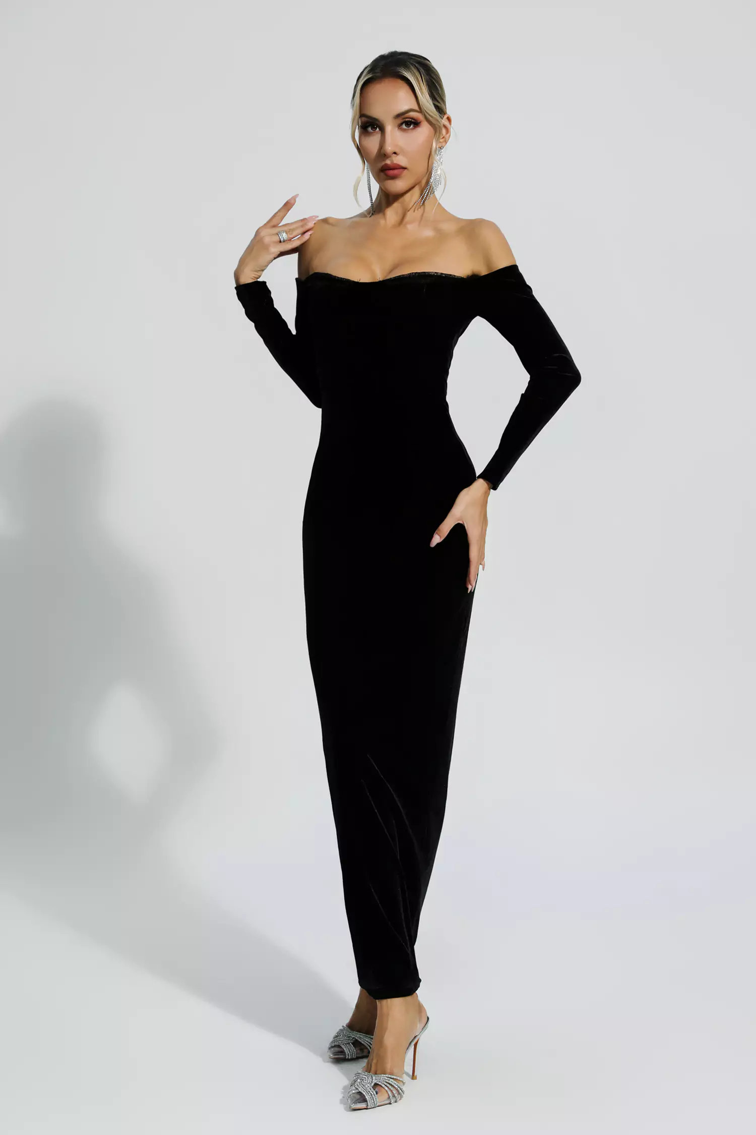 Keilani Black Velvet Long Sleeve Maxi Dress