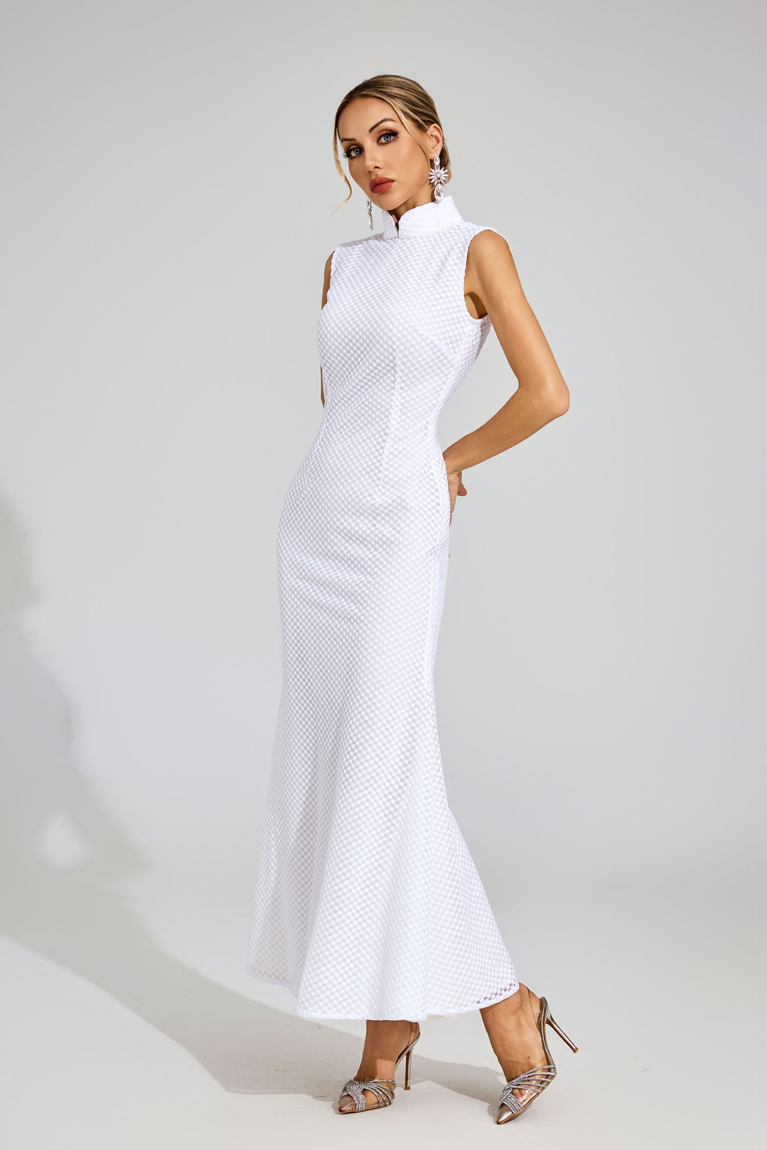 Len White Qipao Style Textured Evening Dress