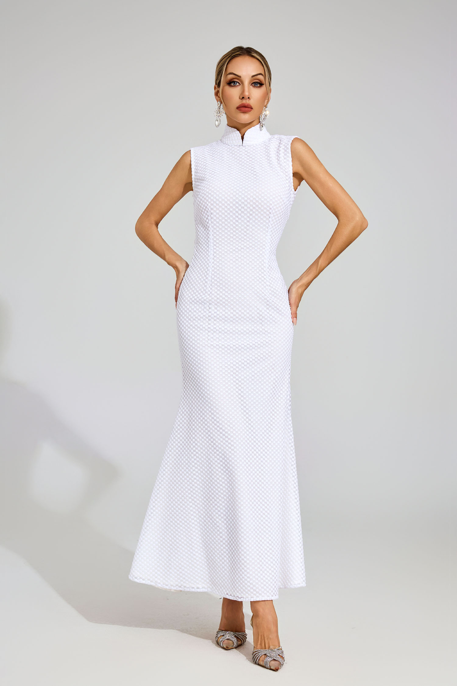 Len White Qipao Style Textured Evening Dress
