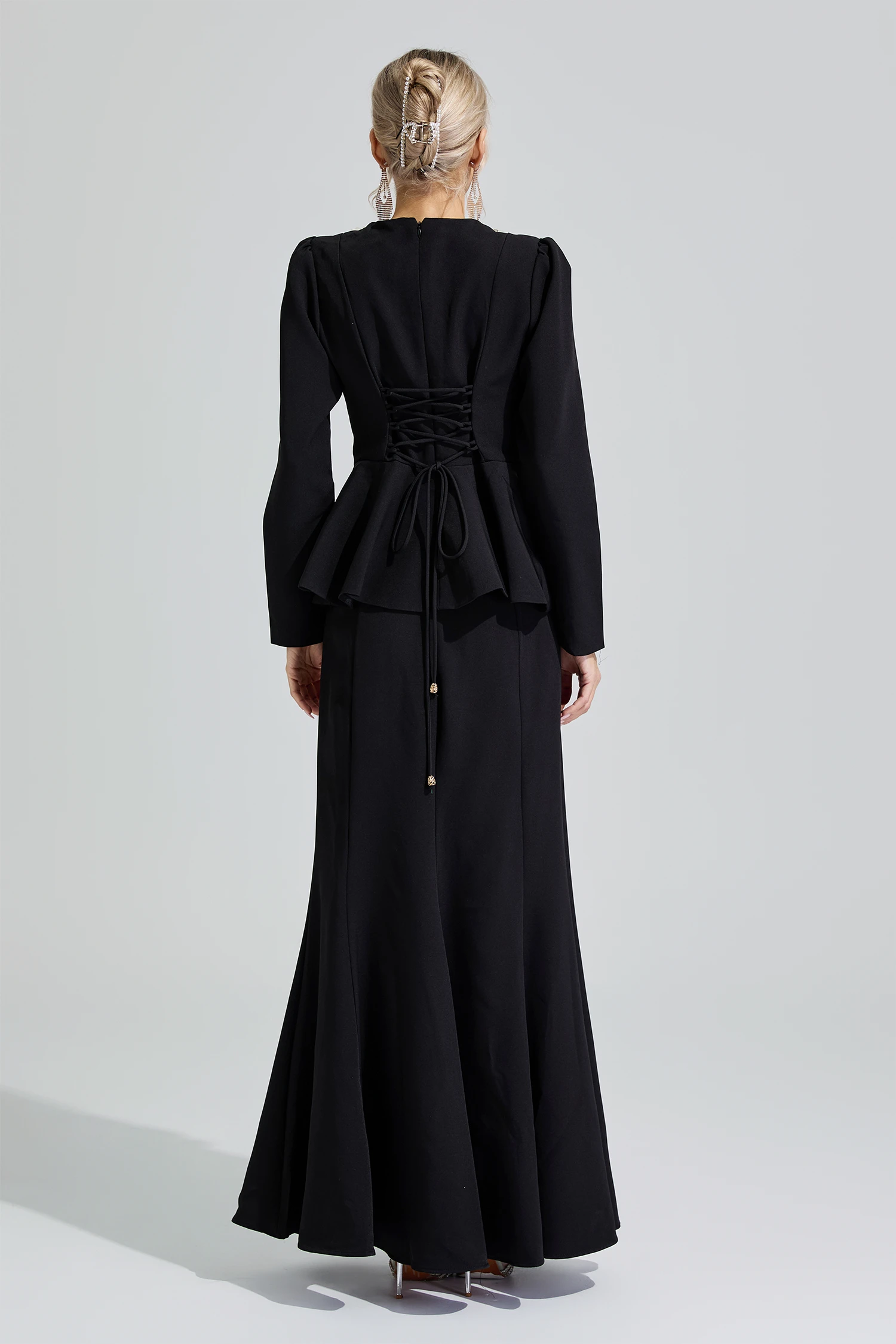 Leto Black Floral Collar Set