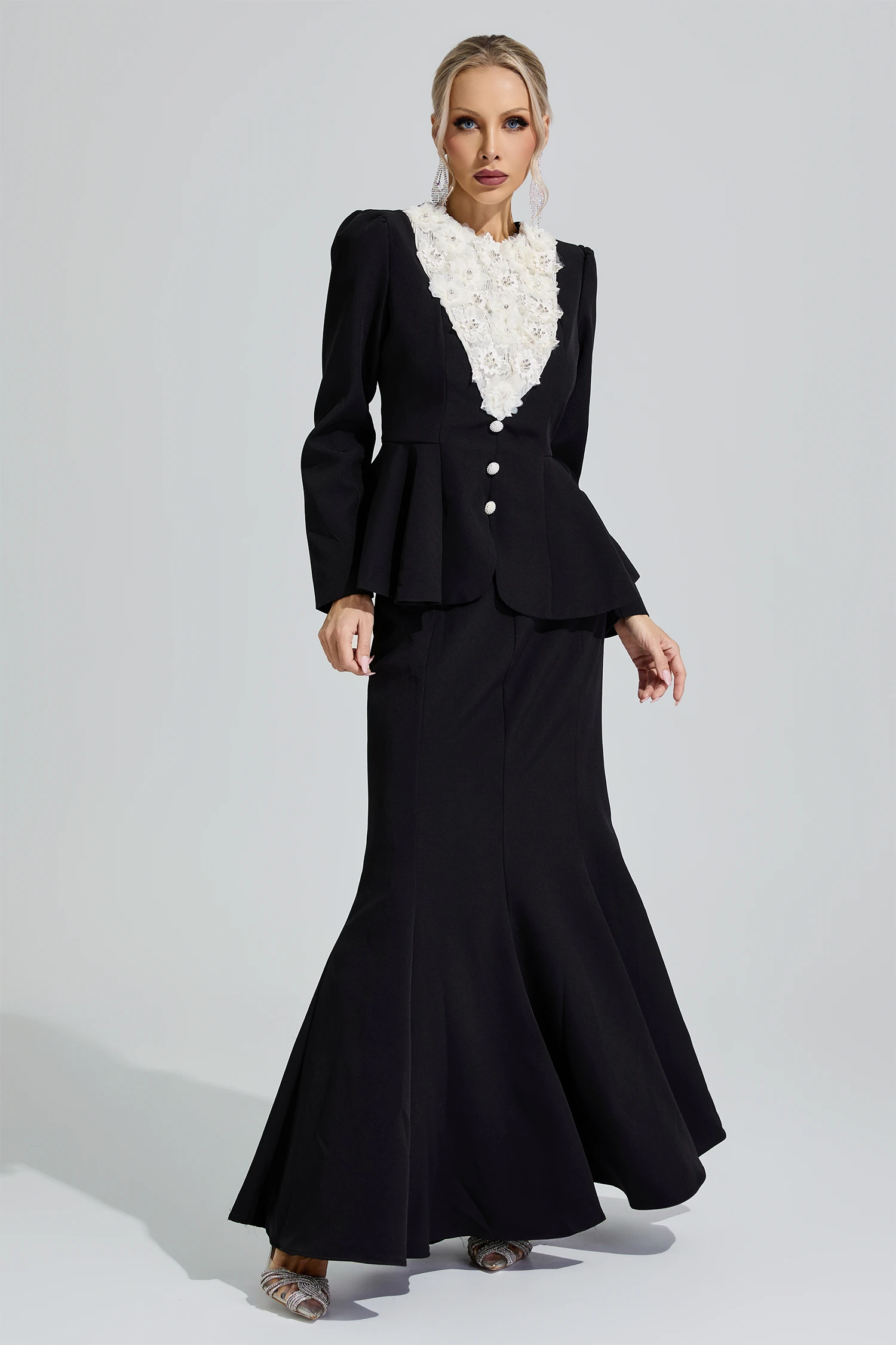 Leto Black Floral Collar Set