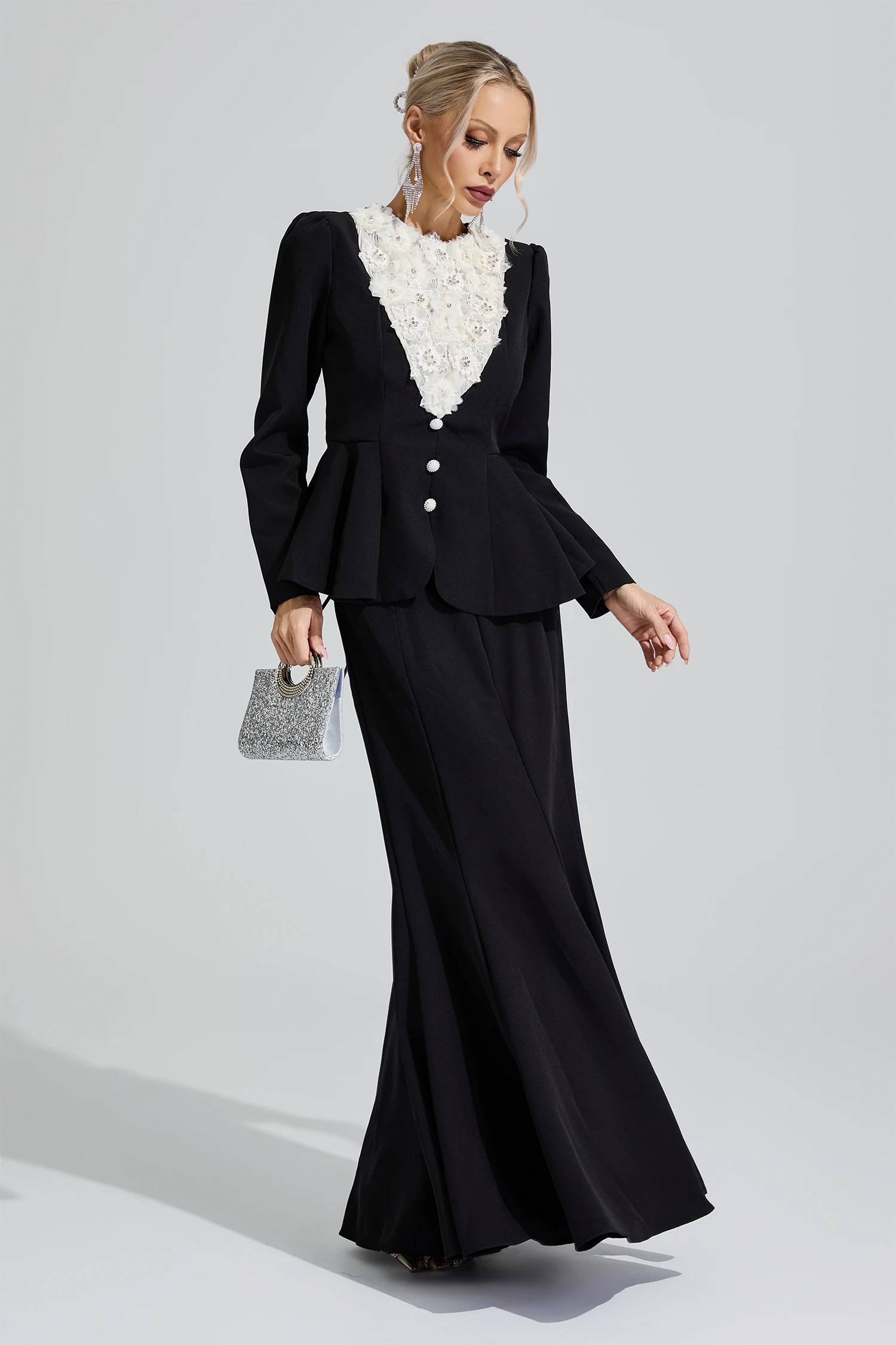 Leto Black Floral Collar Set