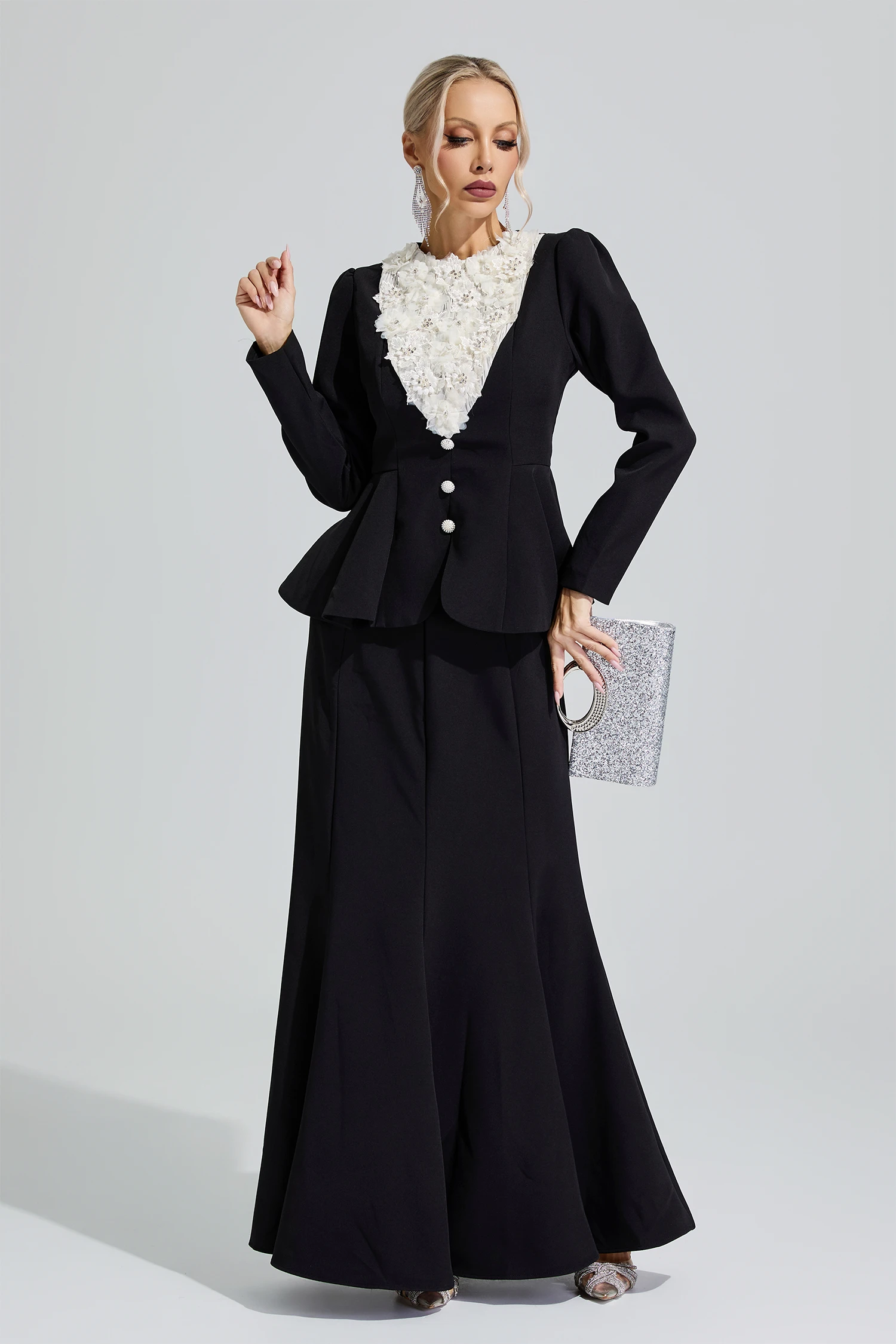 Leto Black Floral Collar Set
