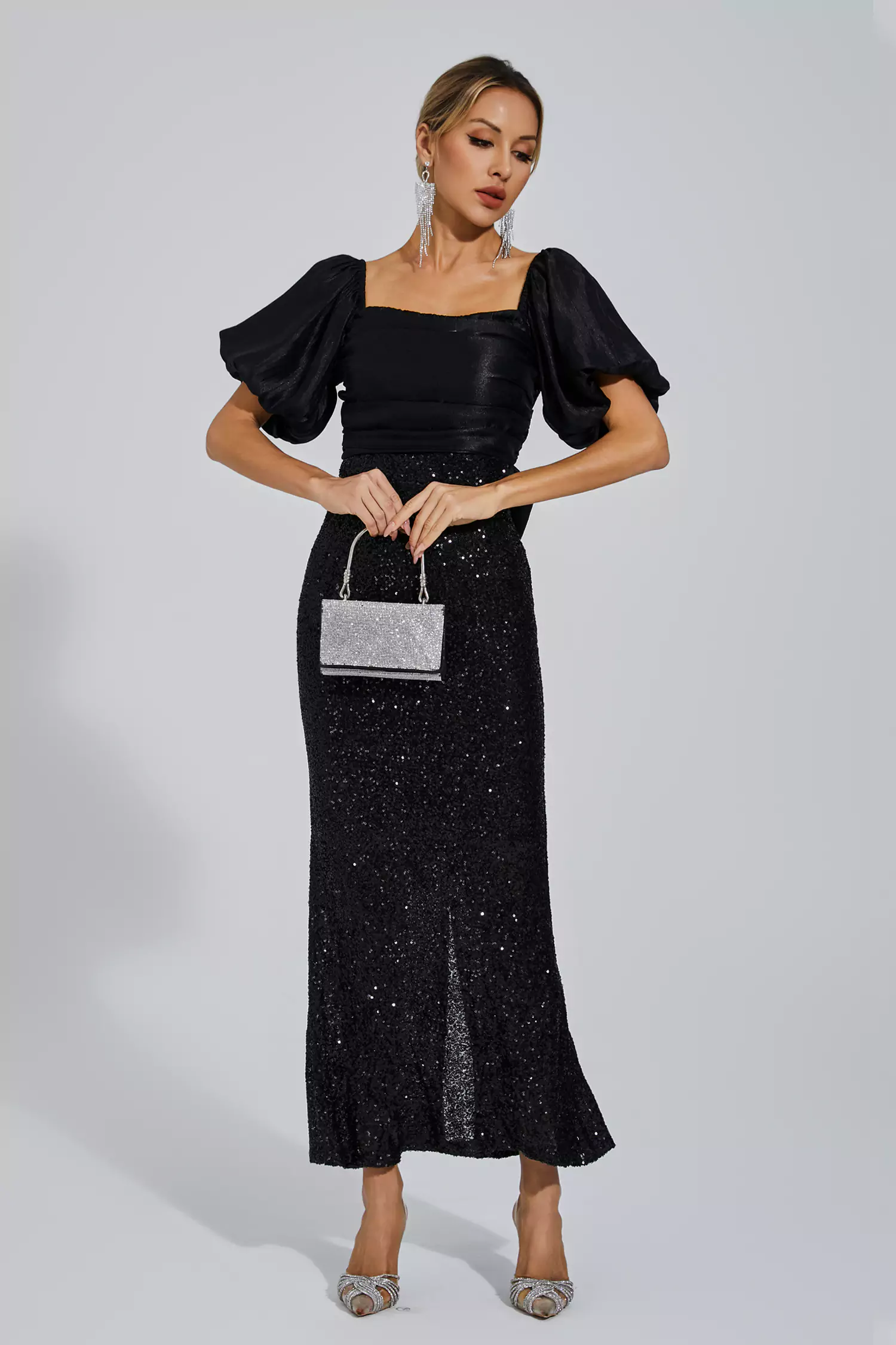Linda Black Bow Sequins Maxi Dress