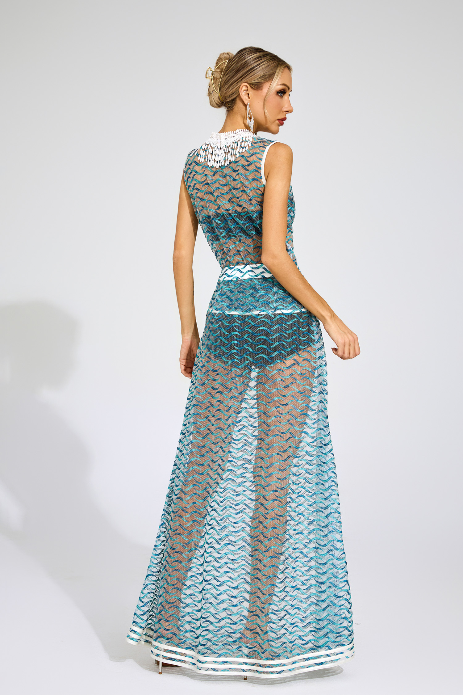 Lyly Blue Wave Embroidered Mesh Set